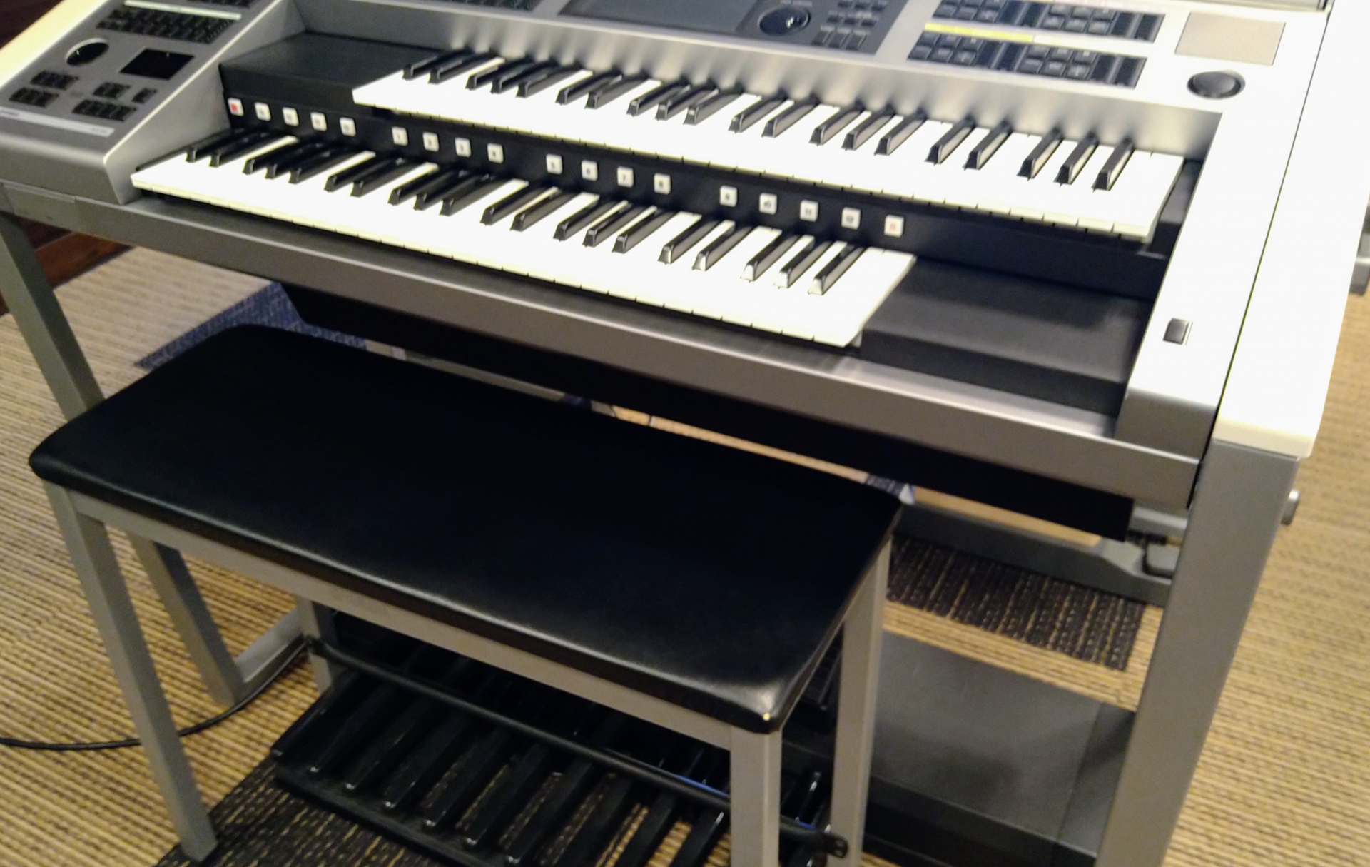 エレクトーンはどう処分する?捨て方・費用・注意点をわかりやすく解説 6 エレクトーンを処分する際の注意点