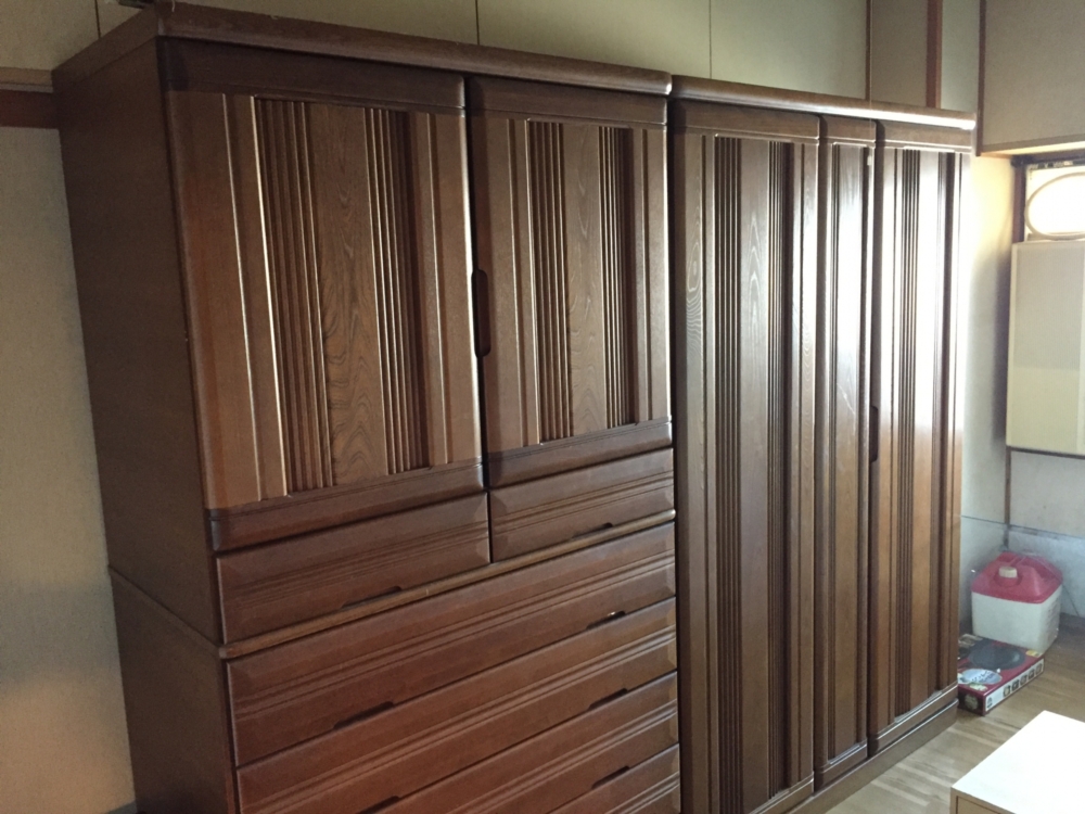 タンスの処分方法と費用|捨てたいけど運べないときの対処法 5 タンスが運べない!負担なく処分する方法