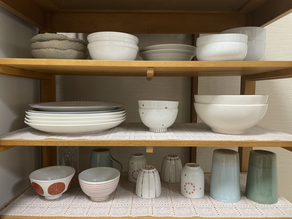 食器の処分方法と処分費用｜割れてない・割れているときの捨て方も解説