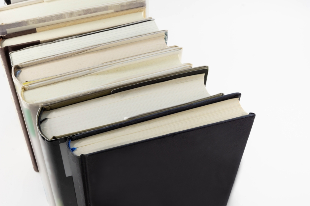 大量の古い本の捨て方!恥ずかしい本を捨てるコツ・紐の結び方まで 6 本を処分する際の注意点