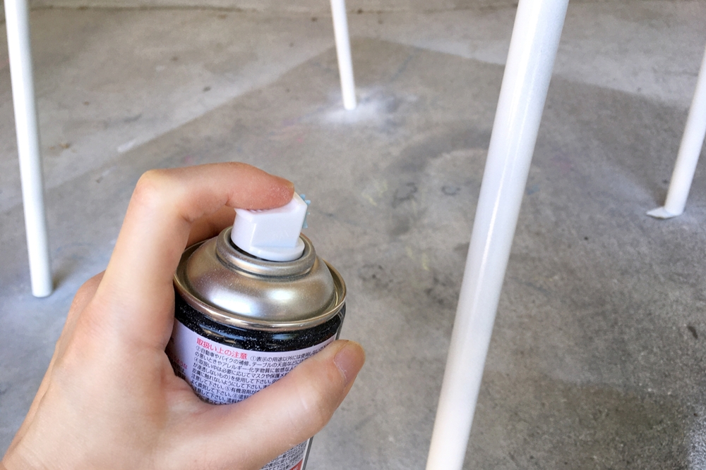 ペンキの捨て方|やってはいけない処分方法と安全な対処法 8 ペンキのスプレー缶を捨てるときの処理方法