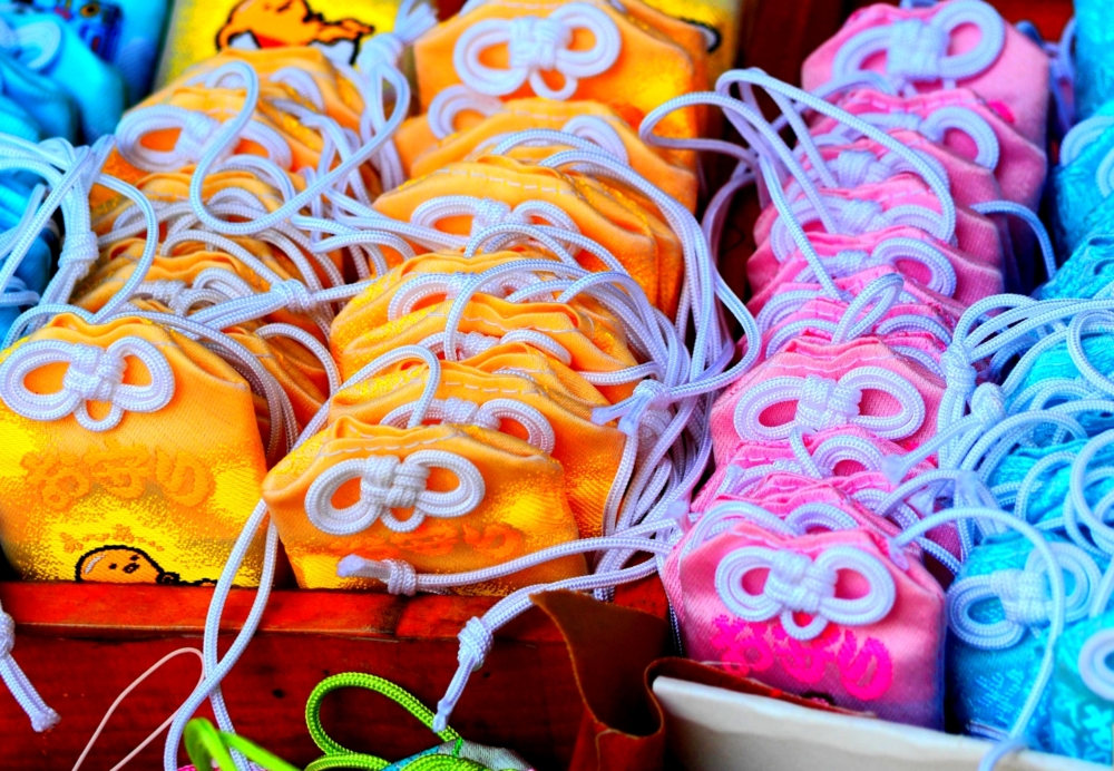 お守りの処分（お納め）する際の注意点