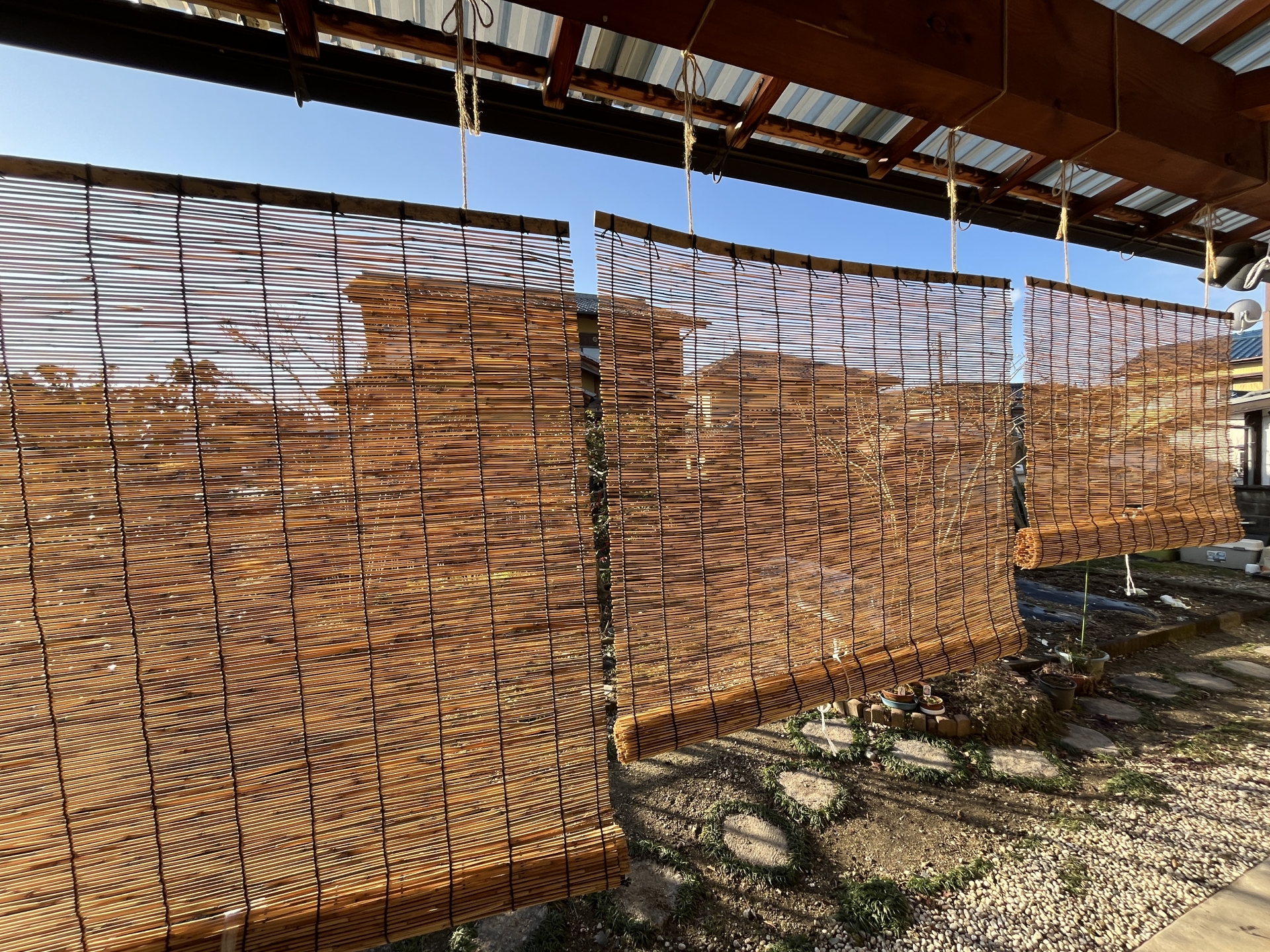 すだれ・よしずの捨て方|簡単に切る方法や再利用方法も解説 6 すだれ・よしずを別の用途で再利用する方法