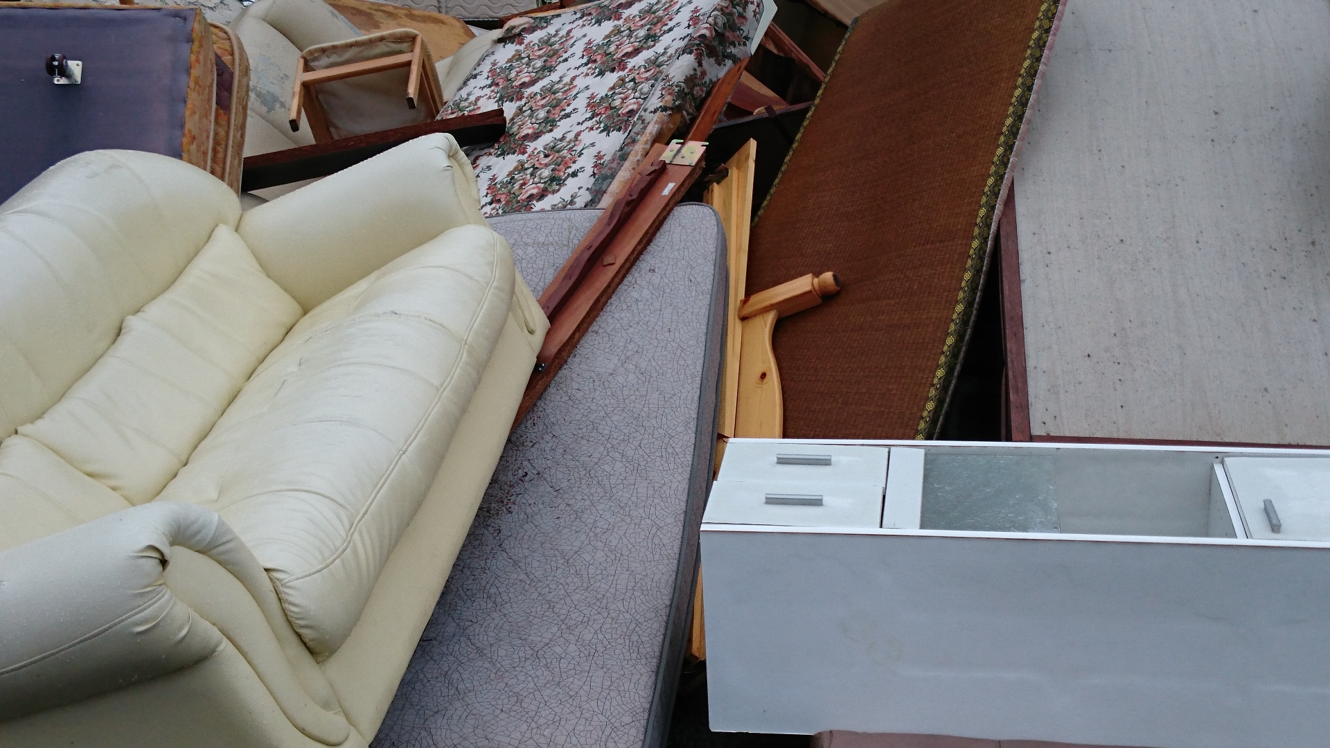 遺品整理せずに放置するリスク