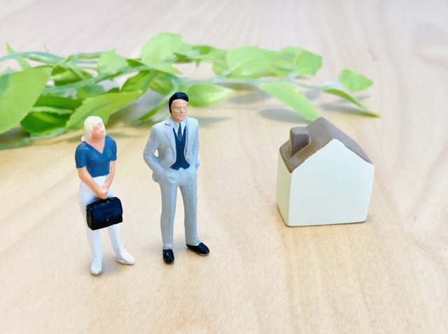 急に家に来る不用品回収業者が危険な理由!対処法や優良業者の選び方も 5 訪問・飛び込み営業での不用品回収業者とのトラブル事例