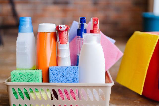 【タイプ別】洗剤の捨て方を解説!注意点や余った洗剤の活用法まで 3 【タイプ別】洗剤の正しい捨て方