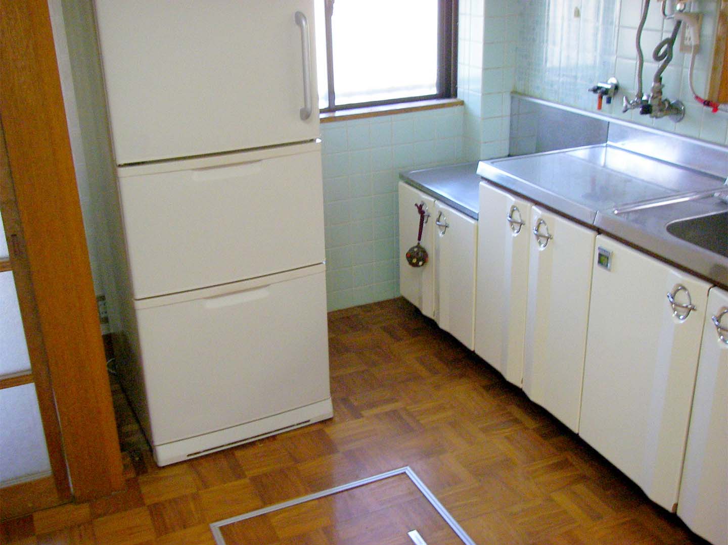 ヨドバシカメラは冷蔵庫の引き取りに対応!利用方法や費用目安を解説 7 冷蔵庫引き取り時に費用が高くなるケース